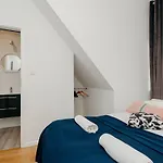 Shortstaypoland Piekna شقة وارسو