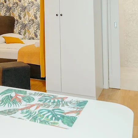 Apartment Shortstaypoland Piekna